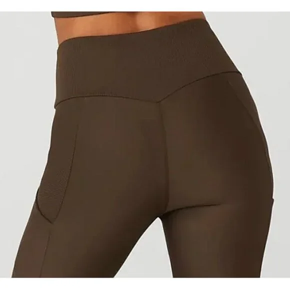 Alo Ribbed Airlift High-Waist 7/8 Enchanted Leggings Espresso Hi-Rise Waisted M
